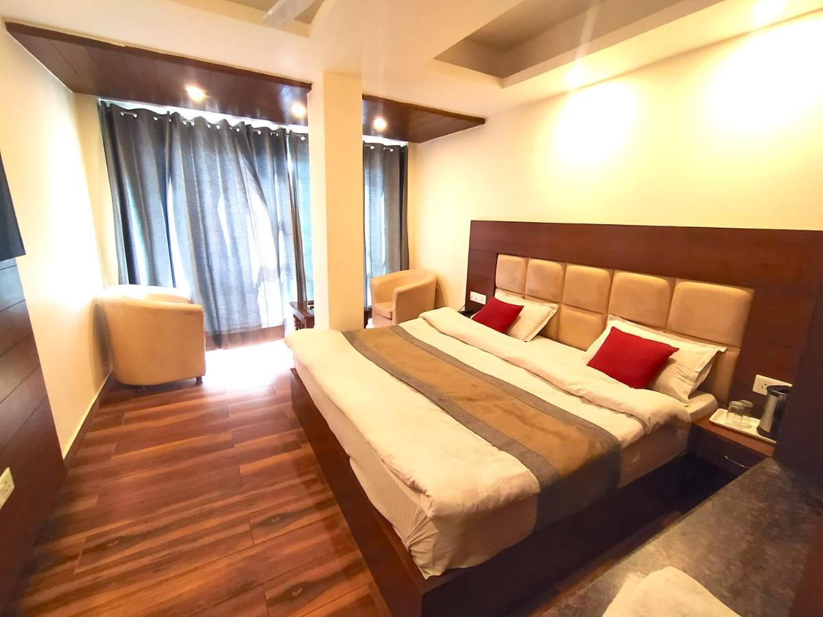 Hotel Samrat, Mussoorie Dış mekan fotoğraf