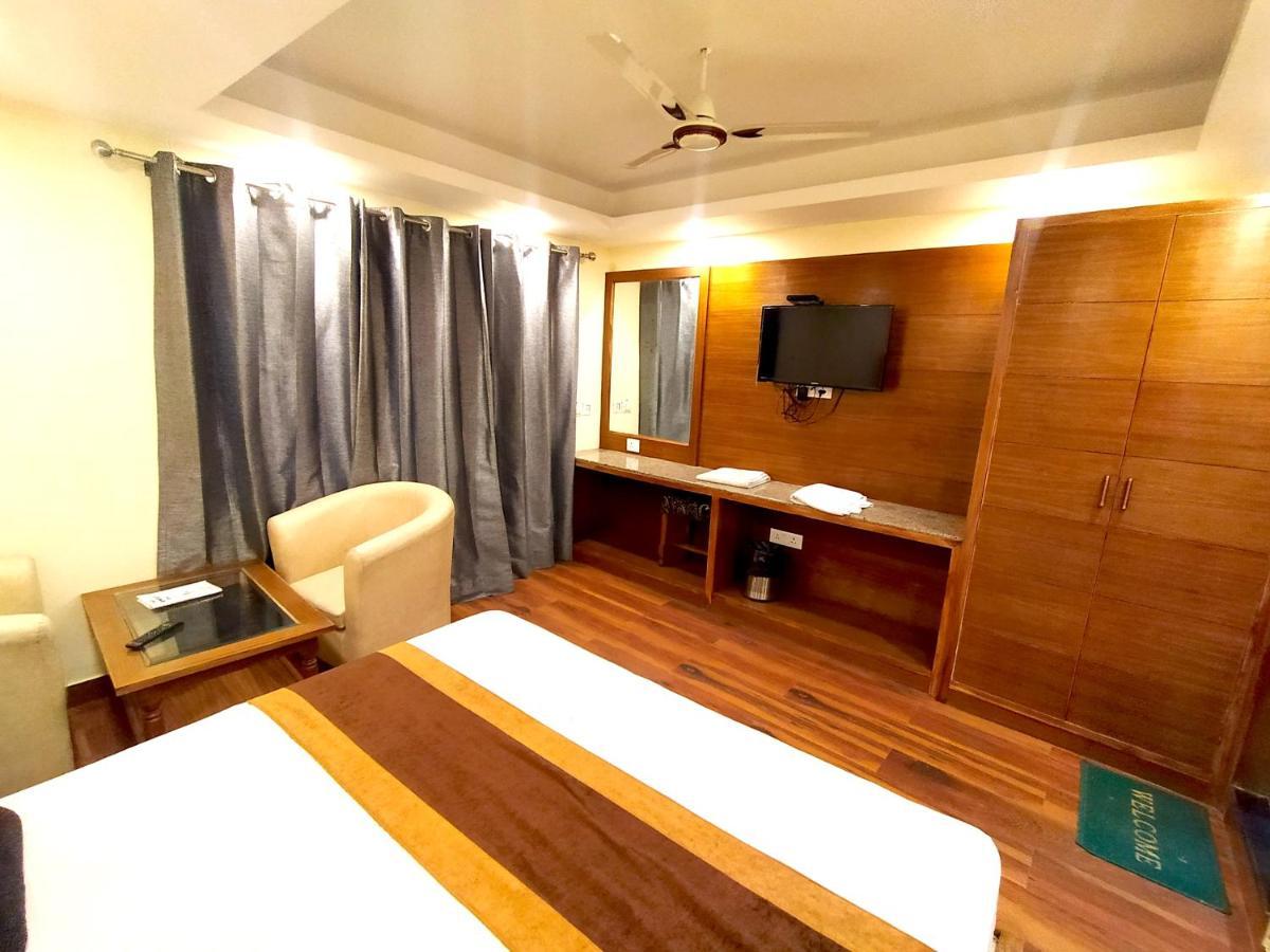 Hotel Samrat, Mussoorie Dış mekan fotoğraf