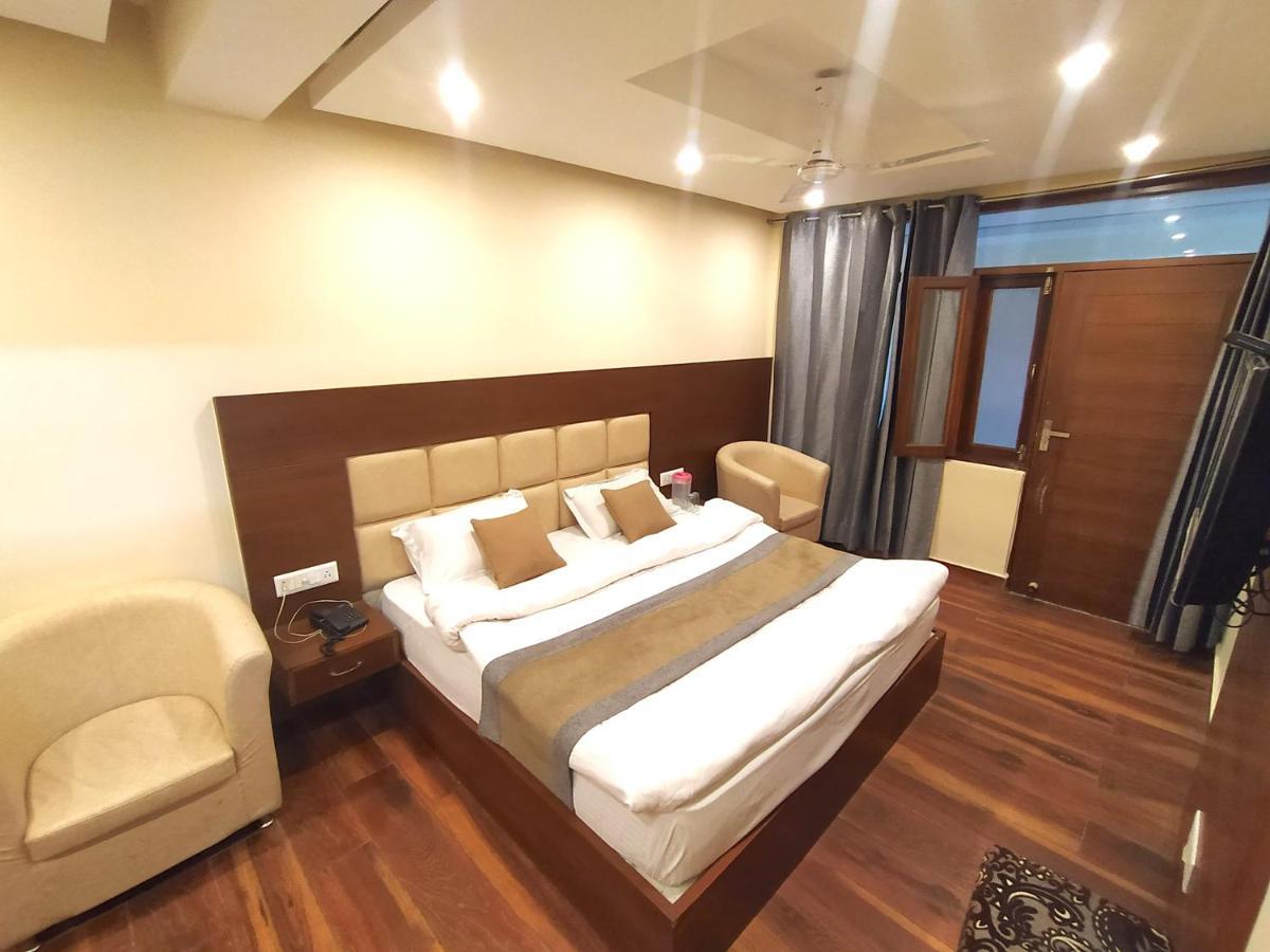 Hotel Samrat, Mussoorie Dış mekan fotoğraf